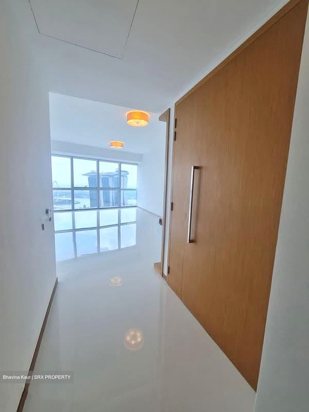 Marina Bay Residences (D1), Condominium #558260071